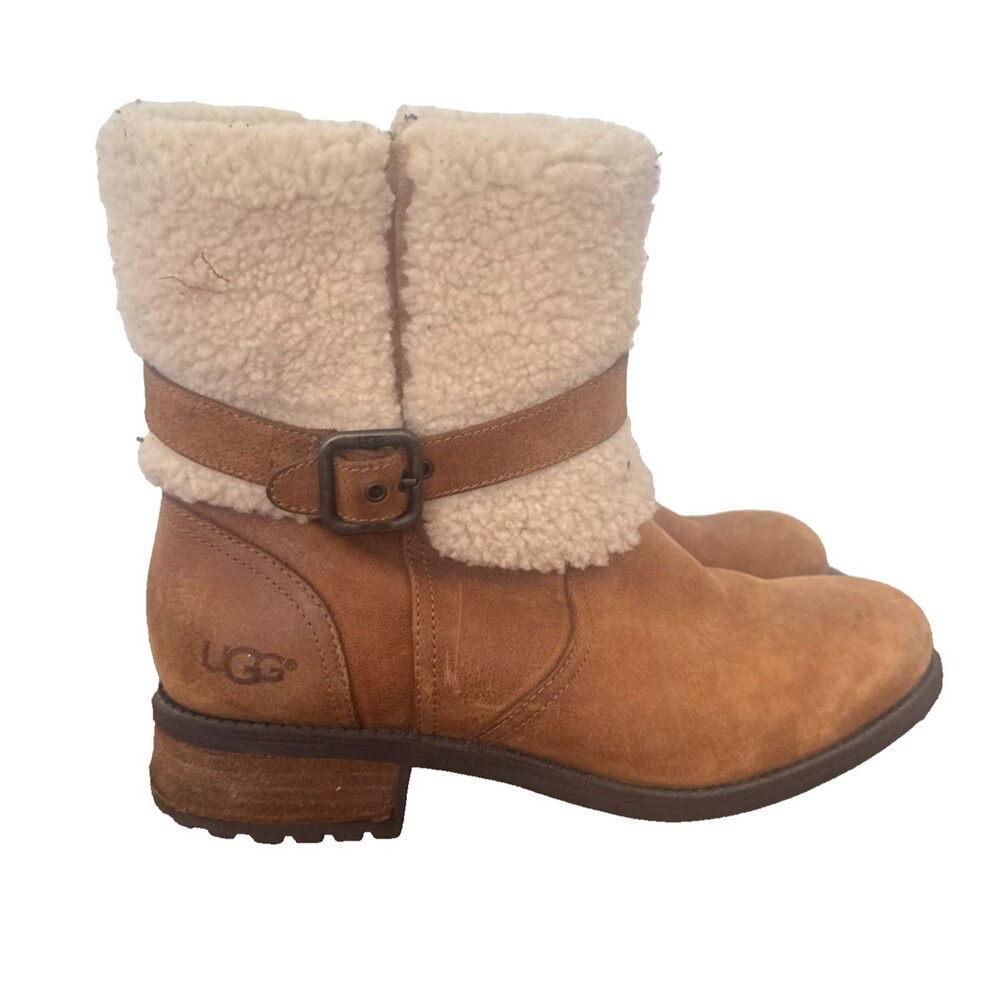 UGG Women’s 8.5 Chestnut Shearling Moto Buckle Boots Lug Sole Boho